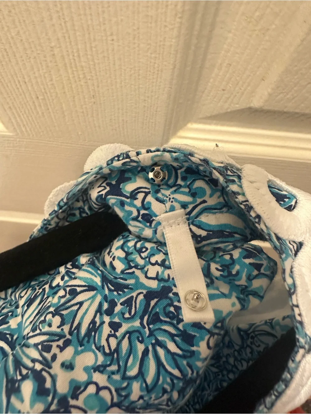 Lilly Pulitzer Gulianna
Stretch Shift Dress in Cumulus Blue Blooming Together - Picture 9 of 10